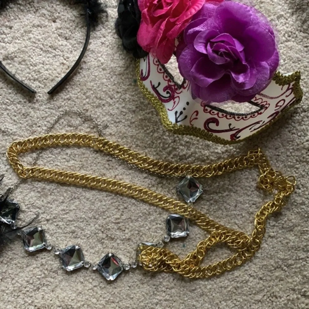 Bundle of Halloween Accessories Pre Owned some never used